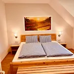 新特格拉本鲍尔公寓