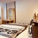 新特格拉本鲍尔公寓