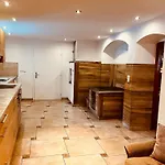 新特格拉本鲍尔公寓 * 皮恩山口附近施皮塔尔